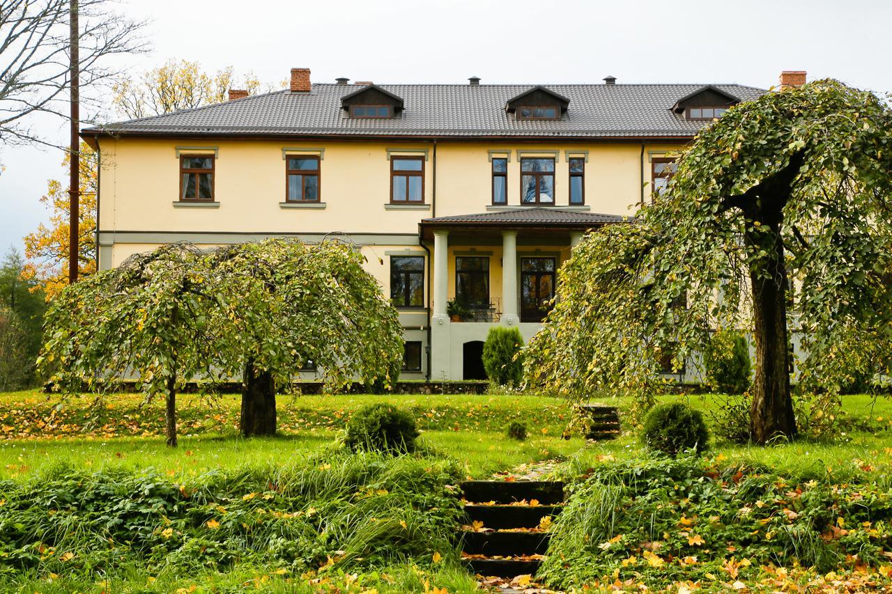 Hotel Grasu Pils Cesvaine Exterior foto